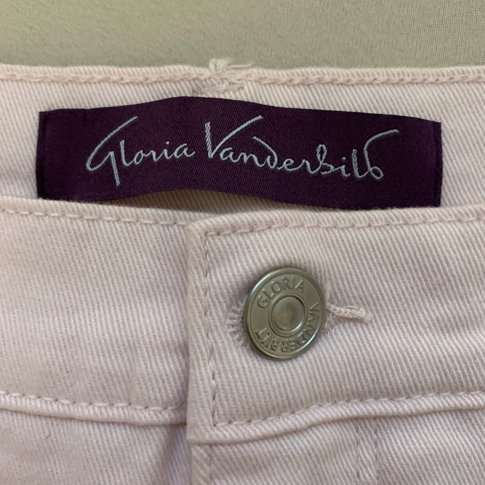 Gloria Vanderbilt Classic High Rise Tapered Leg - Picture 7 of 16